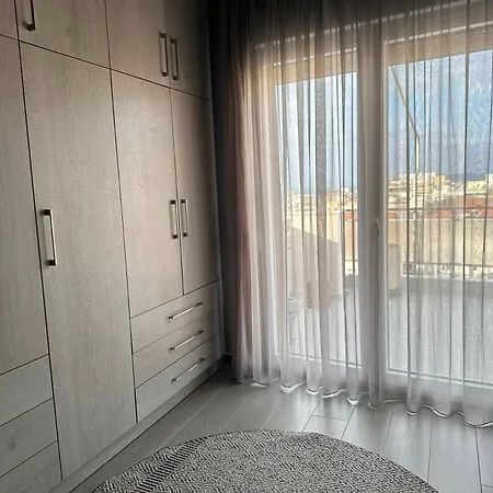 6th Floor Διαμέρισμα